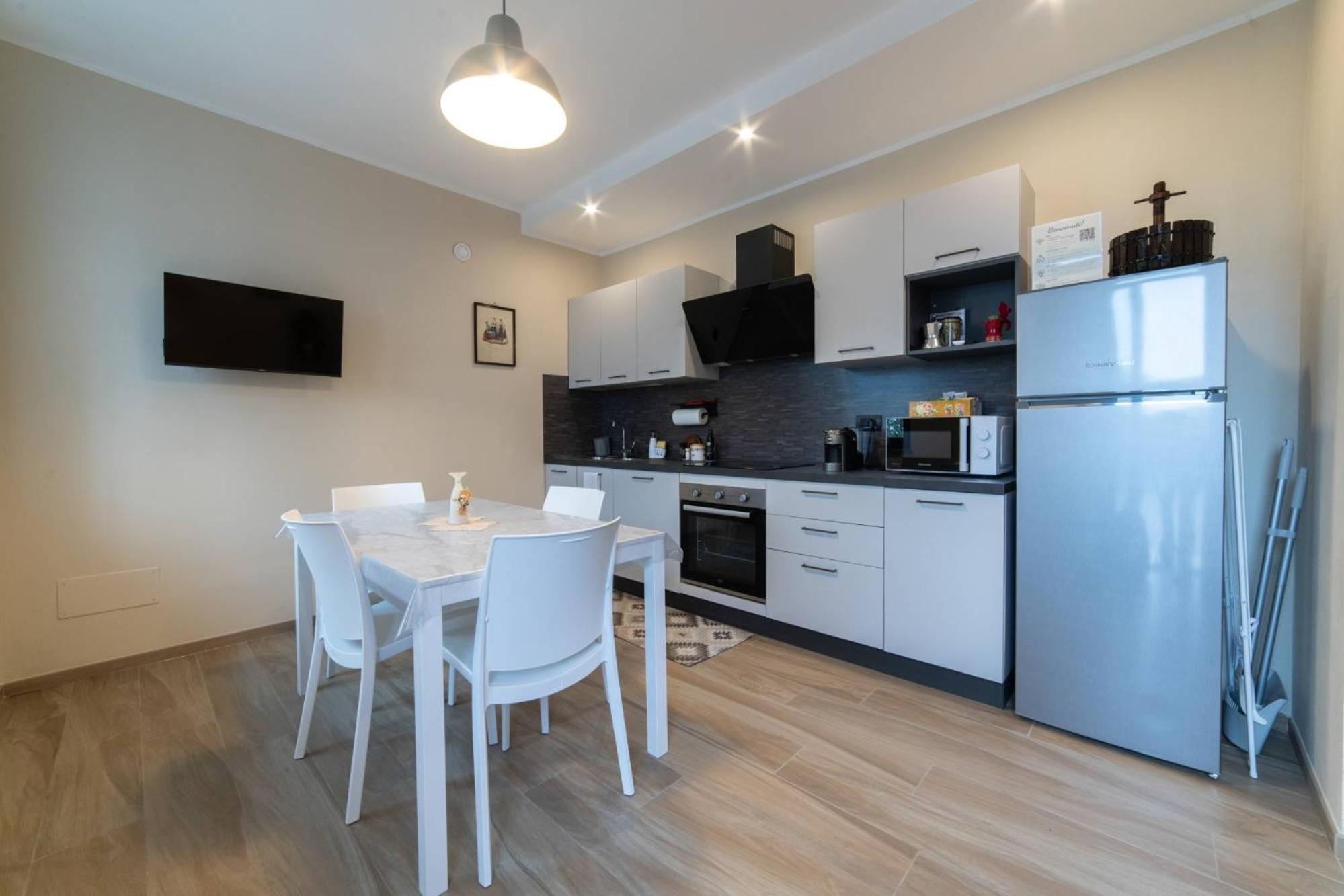 Casa Rubbo - Appartamento 'Como' Nelle Langhe Alba  Esterno foto